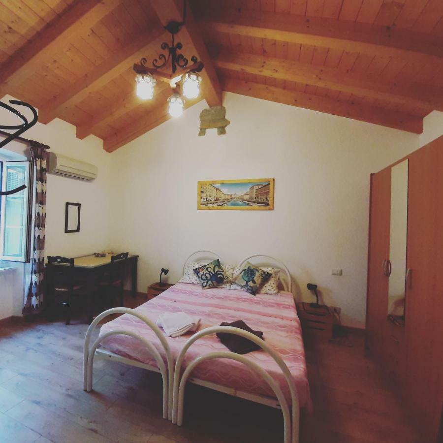 B&B Al Ferdinandeo Trieste Exterior photo